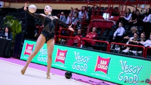 albachiara lucca giusti giulia mariagrazia un palla sfe03232a copia simone ferraro ph copia